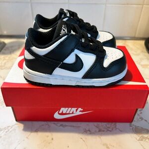 White & Black Nike Dunk Low 5c